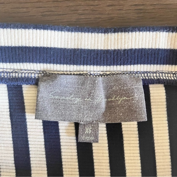 SUNDAY IN BROOKLYN Anthropologie Miranda Striped Asymmetrical Skirt Navy Sz XS - Picture 4 of 8